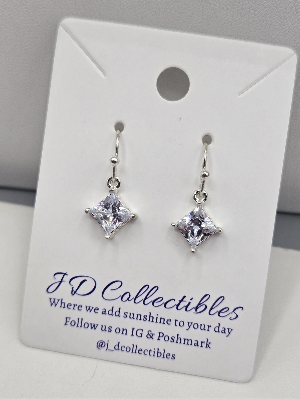 Swarovski Crystal Elements Silver Princess Cut Earrings Clear Drop 1 inch Prom